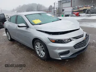2018 Chevrolet Malibu LT z VIN 1G1ZD5STXJF269890, wystawiony jako IAAI lot #41504935 z przebiegiem 107 190 mil mil oraz . Historia ofert i sprzedaży dostępna na DreamBid. Obrazek 1.