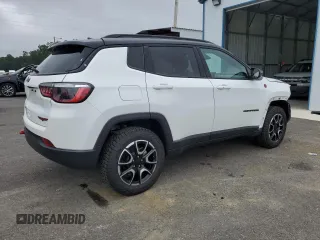 2024 Jeep Compass Trailhawk с VIN 3C4NJDDN4RT144702, выставлен на аукционе Copart как лот 64237135 с пробегом 27 520 миль миль и Чистый • Clean title. История ставок и продаж доступна на DreamBid. Изображение 3.