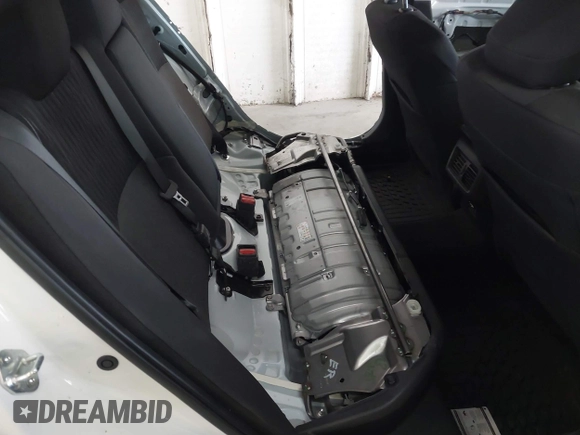 2025 Toyota Camry LE with VIN 4T1DAACK9SU503003, listed as a IAAI auction lot 41797213 with 8,208 mi miles and . Bid and sale history available at DreamBid. Image 18.