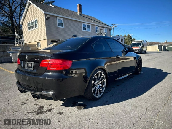 2013 BMW M3 with VIN WBSKG9C55DJ594321, listed as a Copart auction lot 81748514 with 78,111 mi miles and Clean Title. Bid and sale history available at carsss.com. Image 3.