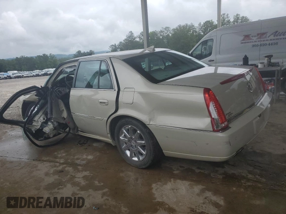 2011 Cadillac DTS Premium Collection z VIN 1G6KH5E61BU125972, wystawiony jako Copart lot #58870355 z przebiegiem 120 373 mil mil oraz Szkoda całkowita • Salvage title. Historia ofert i sprzedaży dostępna na DreamBid. Obrazek 2.