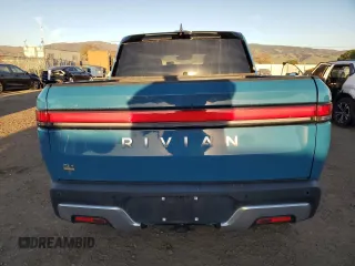 2022 Rivian R1T Launch Edition with VIN 7FCTGAAL5NN001219, listed as a Copart auction lot 86623924 with Not Provided miles and Salvage Title. Bid and sale history available at DreamBid. Image 6.