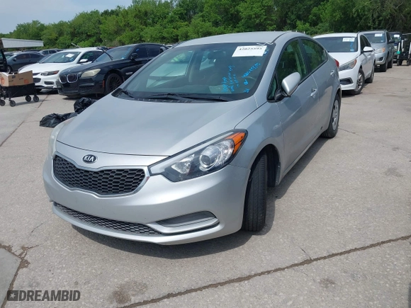 2015 Kia Forte LX with VIN KNAFK4A63F5419676, listed as a IAAI auction lot 42025595 with 137,748 mi miles. Bid and sale history available at carsss.com. Image 2.
