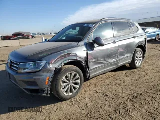 2020 Volkswagen Tiguan S z VIN 3VV0B7AX7LM097957, wystawiony jako Copart lot #47606135 z przebiegiem 17 175 mil mil oraz Szkoda całkowita • Salvage title. Historia ofert i sprzedaży dostępna na DreamBid. Obrazek 1.