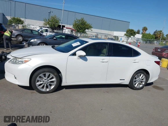 2015 Lexus ES 300h with VIN JTHBW1GG9F2085576, listed as a IAAI auction lot 42386317 with 142,788 mi miles and . Bid and sale history available at DreamBid. Image 14.