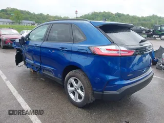 2024 Ford Edge SE z VIN 2FMPK4G93RBA72662, wystawiony jako IAAI lot #42097425 z przebiegiem 7 234 mil mil oraz . Historia ofert i sprzedaży dostępna na DreamBid. Obrazek 3.