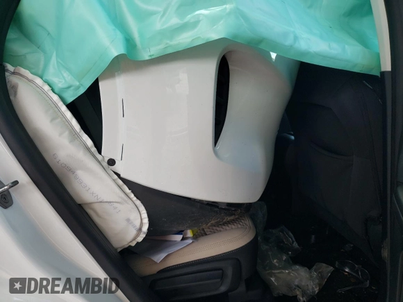 2022 Ford Escape SE z VIN 1FMCU9G64NUB12148, wystawiony jako Copart lot #55579075 z przebiegiem 89 435 mil mil oraz Szkoda całkowita • Salvage title. Historia ofert i sprzedaży dostępna na DreamBid. Obrazek 11.