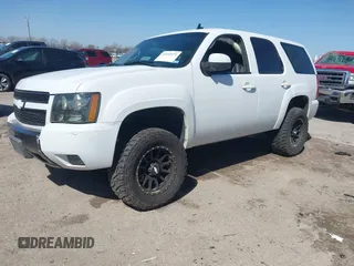 2009 Chevrolet Tahoe 1LT z VIN 1GNFK23049R106012, wystawiony jako IAAI lot #41695274 z przebiegiem 212 989 mil mil oraz . Historia ofert i sprzedaży dostępna na DreamBid. Obrazek 17.
