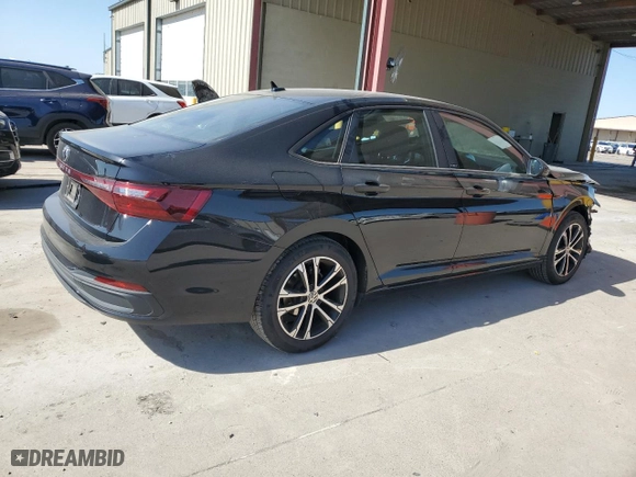 2025 Volkswagen Jetta Sport with VIN 3VWBX7BU2SM011737, listed as a Copart auction lot 52827425 with 11,521 mi miles and Clean Title. Bid and sale history available at carsss.com. Image 3.