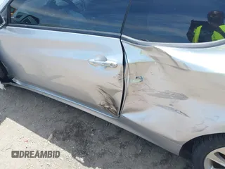 2013 Hyundai Genesis Coupe Premium с VIN KMHHT6KDXDU084903, выставлен на аукционе IAAI как лот 42180404 с пробегом 117 142 миль миль и . История ставок и продаж доступна на DreamBid. Изображение 6.