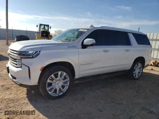 2021 Chevrolet Suburban High Country with VIN 1GNSKGKL5MR135826, listed as a Copart auction lot 82916583 with 58,001 mi miles. Bid and sale history available at carsss.com. Image 1.