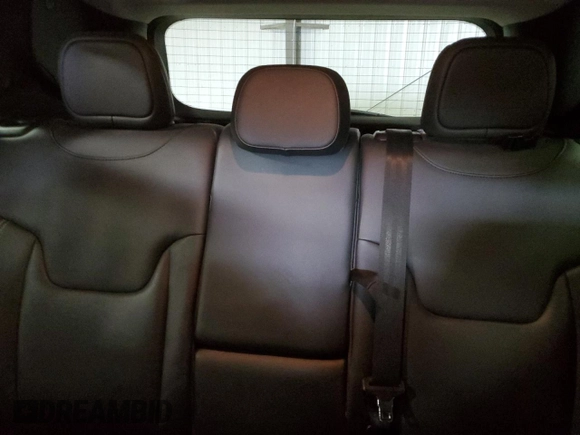 2015 Jeep Renegade Limited z VIN ZACCJBDT2FPB28527, wystawiony jako Copart lot #56990745 z przebiegiem 135 726 mil mil oraz Szkoda całkowita • Salvage title. Historia ofert i sprzedaży dostępna na DreamBid. Obrazek 10.