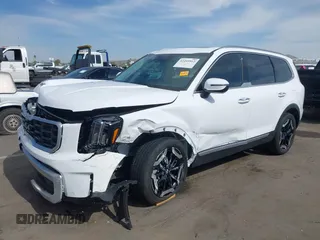2025 Kia Telluride S with VIN 5XYP64GC2SG571197, listed as a IAAI auction lot 42255912 with 6,043 mi miles and . Bid and sale history available at DreamBid. Image 17.