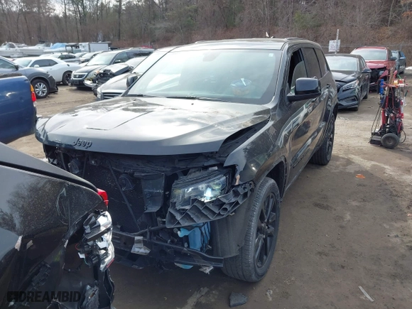 2018 Jeep Grand Cherokee Laredo E with VIN 1C4RJFAG2JC280670, listed as a IAAI auction lot 41686231 with 84,511 mi miles. Bid and sale history available at carsss.com. Image 12.