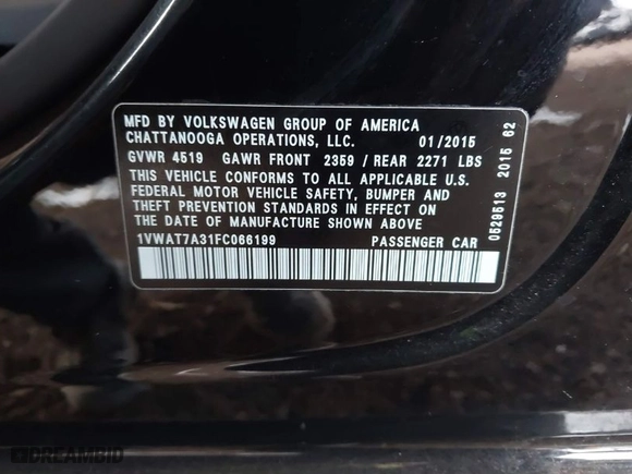 2015 Volkswagen Passat 1.8T S with VIN 1VWAT7A31FC066199, listed as a IAAI auction lot 41684714 with 1 mi miles. Bid and sale history available at carsss.com. Image 9.