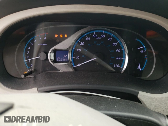 2011 Toyota Sienna XLE AAS with VIN 5TDYK3DCXBS063948, listed as a Copart auction lot 59776695 with 305,799 mi miles and Salvage title. Bid and sale history available at DreamBid. Image 9.