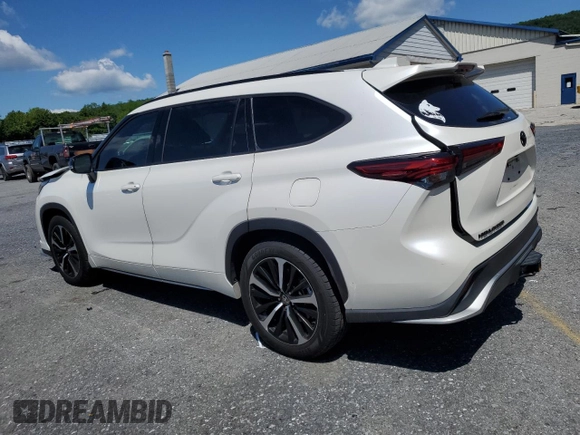 2021 Toyota Highlander XSE with VIN 5TDLZRBH3MS108206, listed as a Copart auction lot 58978895 with 42,068 mi miles and Salvage title. Bid and sale history available at DreamBid. Image 2.