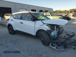 2022 Nissan Kicks S z VIN 3N1CP5BV1NL490430, wystawiony jako Copart lot #84976804 z przebiegiem Nie podano mil oraz Nie do naprawy • Non repairable. Historia ofert i sprzedaży dostępna na DreamBid. Obrazek 4.