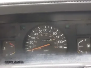 1987 Toyota Pickup with VIN JT4RN50R8H0221202, listed as a IAAI auction lot 40500429 with 304,229 mi miles and . Bid and sale history available at DreamBid. Image 15.