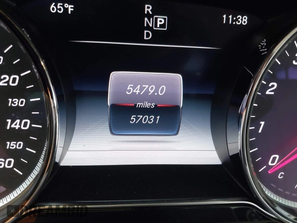 2017 Mercedes-Benz E 300 Luxury with VIN WDDZF4KB5HA187761, listed as a IAAI auction lot 42473454 with 57,031 mi miles and . Bid and sale history available at DreamBid. Image 15.