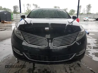 2014 Lincoln MKZ Hybrid with VIN 3LN6L2LU3ER824718, listed as a Copart auction lot 53181485 with 180,187 mi miles and Clean Title. Bid and sale history available at carsss.com. Image 5.