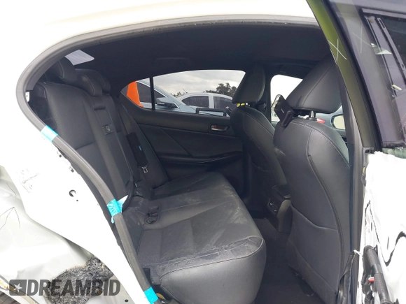 2022 Lexus IS 300 z VIN JTHDA1D23N5121856, wystawiony jako IAAI lot #41146026 z przebiegiem 58 937 mil mil oraz . Historia ofert i sprzedaży dostępna na DreamBid. Obrazek 8.