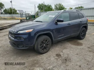 2014 Jeep Cherokee Latitude z VIN 1C4PJMCB8EW232530, wystawiony jako Copart lot #57433895 z przebiegiem 150 663 mil mil oraz Szkoda całkowita • Salvage title. Historia ofert i sprzedaży dostępna na DreamBid. Obrazek 1.