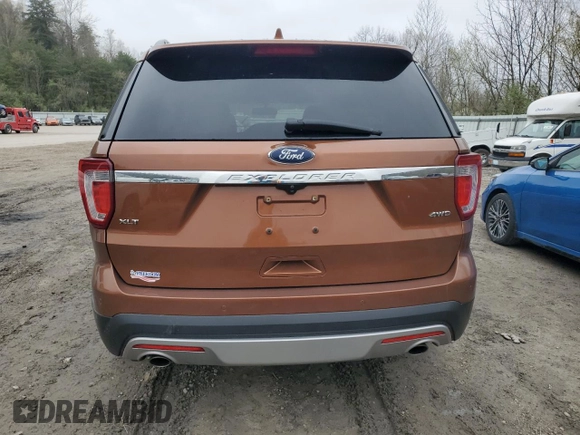 2017 Ford Explorer XLT z VIN 1FM5K8D88HGB20478, wystawiony jako Copart lot #52728475 z przebiegiem 112 910 mil mil oraz Szkoda całkowita • Salvage title. Historia ofert i sprzedaży dostępna na DreamBid. Obrazek 6.