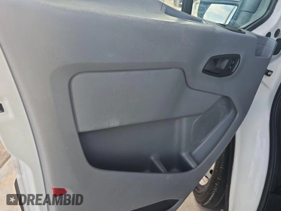 2018 Ford Transit with VIN 1FTYE1CM6JKB47650, listed as a IAAI auction lot 42470520 with 88,322 mi miles and . Bid and sale history available at DreamBid. Image 1.