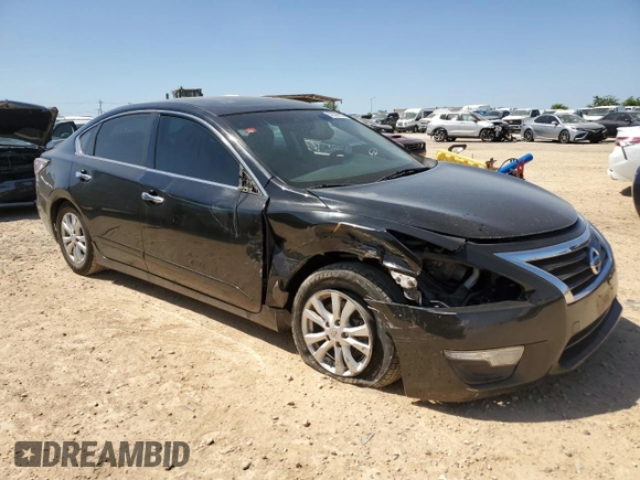 2014 Nissan Altima S with VIN 1N4AL3APXEN231240, listed as a Copart auction lot 52305935 with 194,219 mi miles and Salvage Title. Bid and sale history available at DreamBid. Image 4.