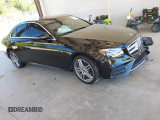 2018 Mercedes-Benz E 300 with VIN WDDZF4JBXJA349973, listed as a IAAI auction lot 42630433 with 79,153 mi miles and . Bid and sale history available at DreamBid. Image 1.