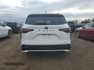 2021 Toyota Sienna XLE with VIN 5TDGSKFC3MS002026, listed as a Copart auction lot 71605434 with 50,877 mi miles and Salvage Title. Bid and sale history available at carsss.com. Image 6.