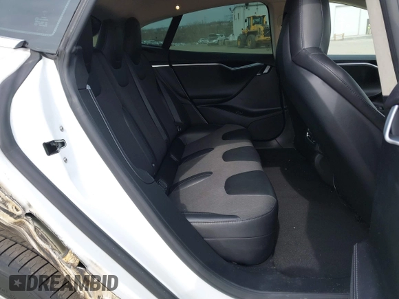 2016 Tesla Model S 70 kWh Battery with VIN 5YJSA1E15GF135841, listed as a IAAI auction lot 41846535 with 87,312 mi miles. Bid and sale history available at carsss.com. Image 8.