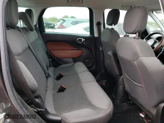 2014 FIAT 500L Trekking with VIN ZFBCFADH4EZ014393, listed as a Copart auction lot 72790814 with 91,936 mi miles and Clean Title. Bid and sale history available at carsss.com. Image 10.