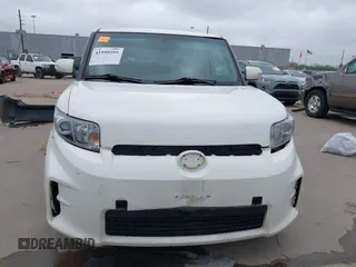 2013 Scion xB with VIN JTLZE4FE4DJ036152, listed as a IAAI auction lot 41959299 with 435,064 mi miles. Bid and sale history available at carsss.com. Image 13.