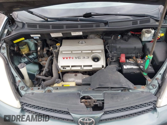 2004 Toyota Sienna XLE with VIN 5TDBA22C64S004906, listed as a IAAI auction lot 41892748 with 182,444 mi miles. Bid and sale history available at carsss.com. Image 10.