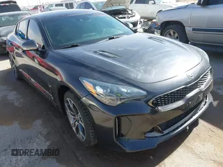 2018 Kia Stinger GT with VIN KNAE35LC4J6026807, listed as a IAAI auction lot 41354658 with 75,150 mi miles. Bid and sale history available at carsss.com. Image 1.