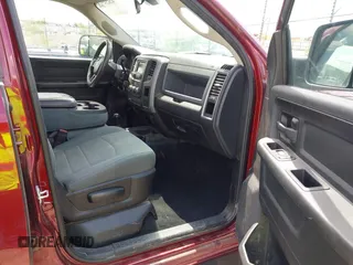 2018 Ram 2500 Tradesman with VIN 3C6UR5CJ6JG381673, listed as a IAAI auction lot 42625712 with 131,207 mi miles and . Bid and sale history available at DreamBid. Image 5.