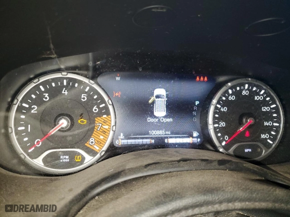 2019 Jeep Renegade Limited with VIN ZACNJBD17KPJ94098, listed as a Copart auction lot 52391715 with 100,885 mi miles and Clean Title. Bid and sale history available at carsss.com. Image 9.