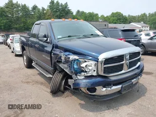 2006 Dodge 2500 SLT z VIN 3D7KS28C96G123299, wystawiony jako IAAI lot #42421600 z przebiegiem 90 232 mil mil oraz . Historia ofert i sprzedaży dostępna na DreamBid. Obrazek 1.