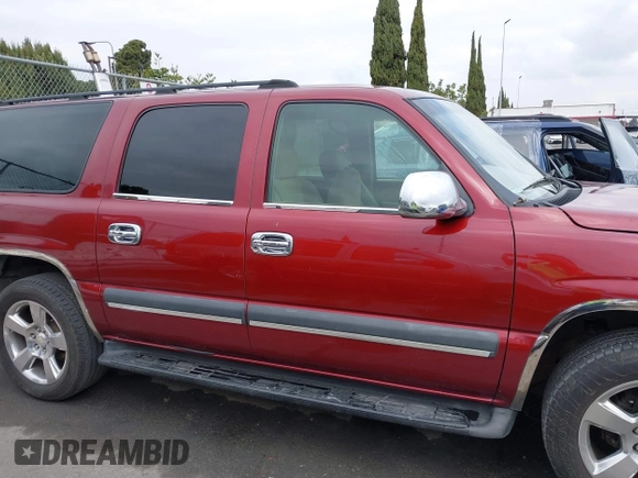 2003 Chevrolet Suburban LT with VIN 1GNEC16Z93J123780, listed as a IAAI auction lot 41462005 with 162,498 mi miles. Bid and sale history available at carsss.com. Image 13.