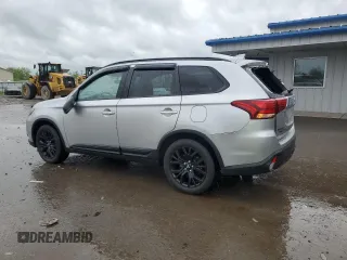2018 Mitsubishi Outlander ES z VIN JA4AZ3A37JZ049398, wystawiony jako Copart lot #57813585 z przebiegiem 52 946 mil mil oraz Szkoda całkowita • Salvage title. Historia ofert i sprzedaży dostępna na DreamBid. Obrazek 2.