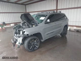 2022 Jeep Grand Cherokee WK Laredo E with VIN 1C4RJFAG2NC120634, listed as a IAAI auction lot 41555164 with NaN miles. Bid and sale history available at carsss.com. Image 17.