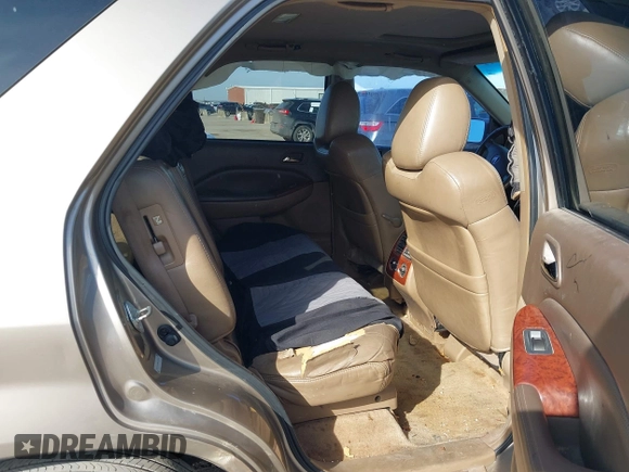 2004 Acura MDX with VIN 2HNYD18294H532989, listed as a IAAI auction lot 41357046 with 174,685 mi miles. Bid and sale history available at carsss.com. Image 8.