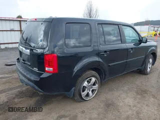2013 Honda Pilot EX-L with VIN 5FNYF4H58DB005494, listed as a IAAI auction lot 41852002 with 129,904 mi miles. Bid and sale history available at carsss.com. Image 4.