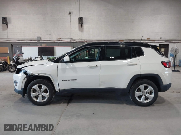 2019 Jeep Compass Latitude с VIN 3C4NJDBB0KT828886, выставлен на аукционе IAAI как лот 42614817 с пробегом 81 985 миль миль и . История ставок и продаж доступна на DreamBid. Изображение 14.