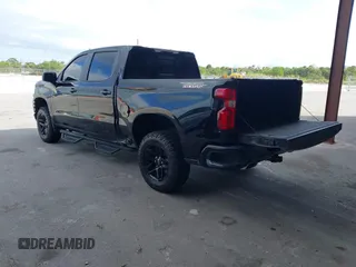 2021 Chevrolet Silverado 1500 LT Trail Boss with VIN 1GCPYFED2MZ127842, listed as a IAAI auction lot 41600761 with 70,630 mi miles and . Bid and sale history available at DreamBid. Image 3.