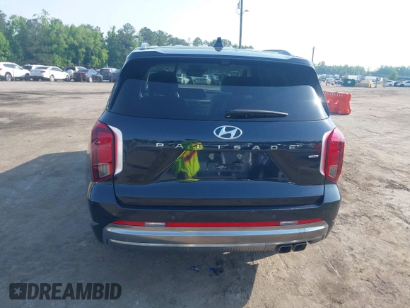 2024 Hyundai Palisade Calligraphy z VIN KM8R7DGE8RU690142, wystawiony jako IAAI lot #42287215 z przebiegiem 28 603 mil mil oraz . Historia ofert i sprzedaży dostępna na DreamBid. Obrazek 17.