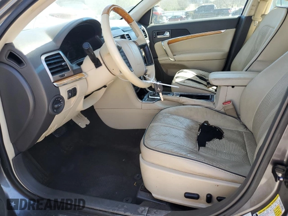 2012 Lincoln MKZ Hybrid with VIN 3LNDL2L36CR836289, listed as a Copart auction lot 50690985 with 177,778 mi miles and Clean Title. Bid and sale history available at DreamBid. Image 7.