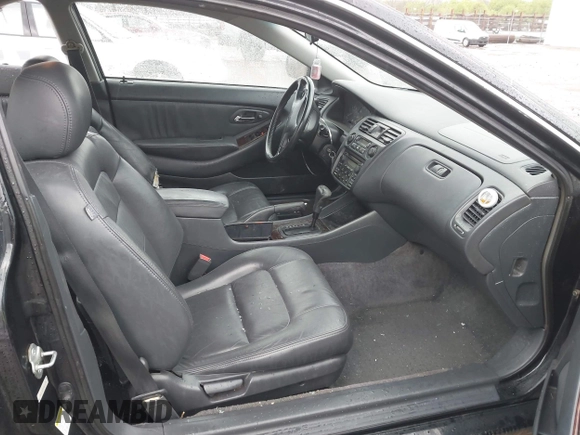 2000 Honda Accord EX with VIN 1HGCG2253YA022935, listed as a IAAI auction lot 41882393 with 226,202 mi miles and . Bid and sale history available at DreamBid. Image 5.
